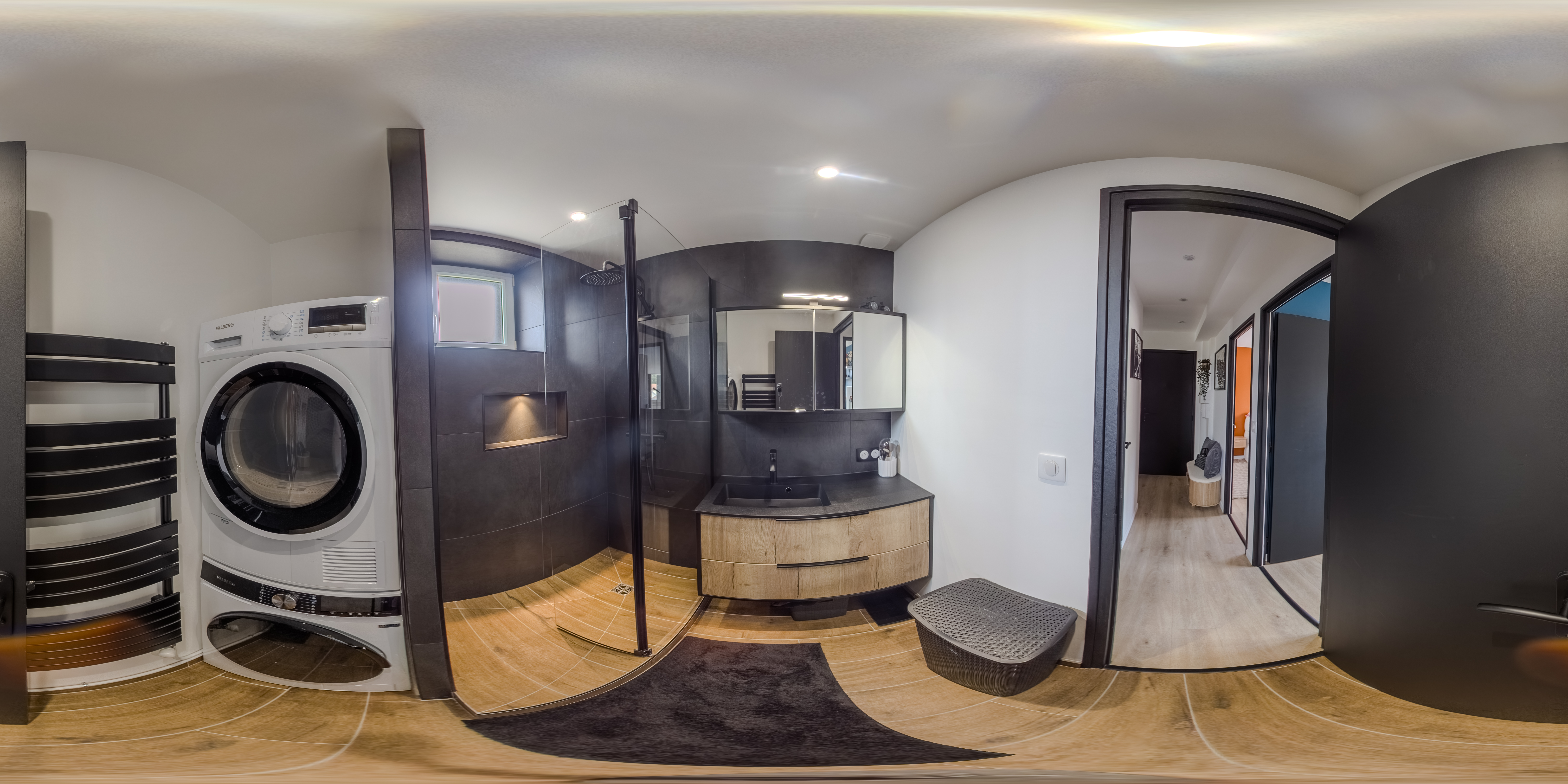 360 View